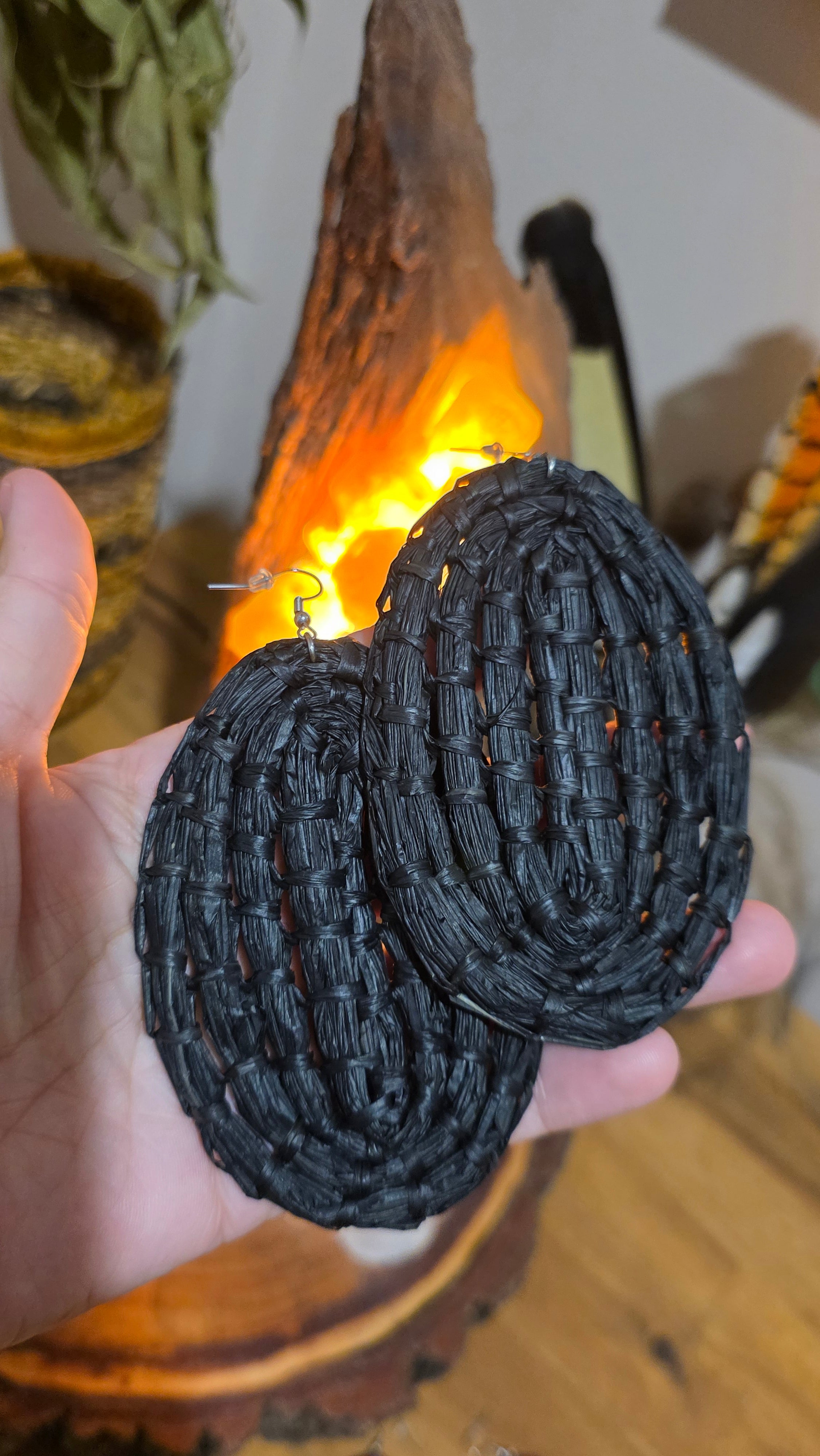 Woven Sheild Earrings XL - Midnight Black